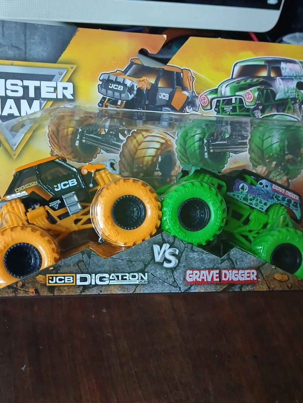 Digatron vs Grave Digger Monster JAM Truck Toy Set - Orange & Green